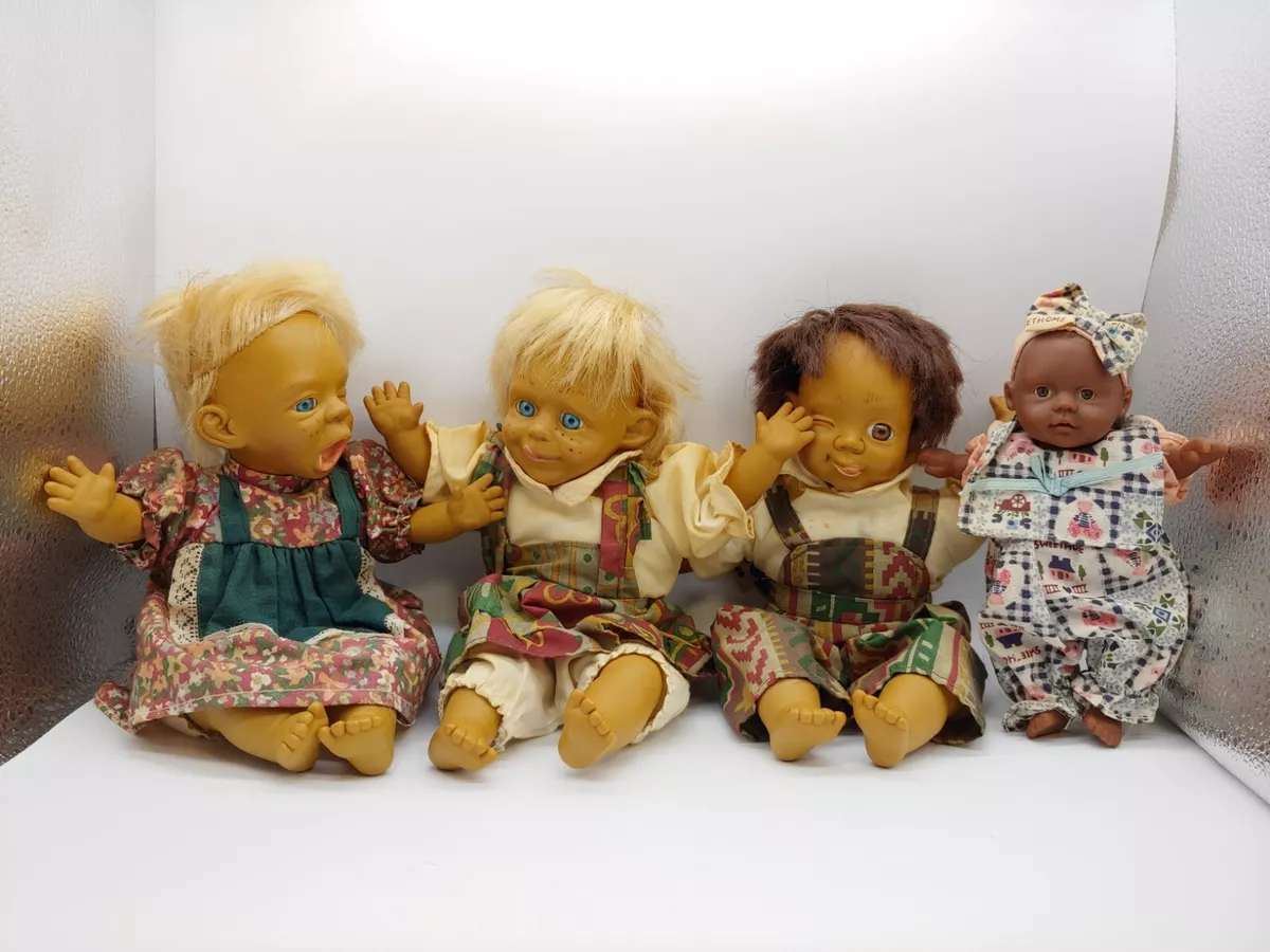 Gloobee bunch vintage dolls lot 4 dolls