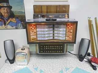 Rowe 200 Jukebox Wallbox MP3 Conversion Chrome / brown man cave