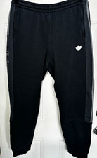 adidas Originals Men s XL Black Fleece Jogger Pants Drawstring Pockets Tapered