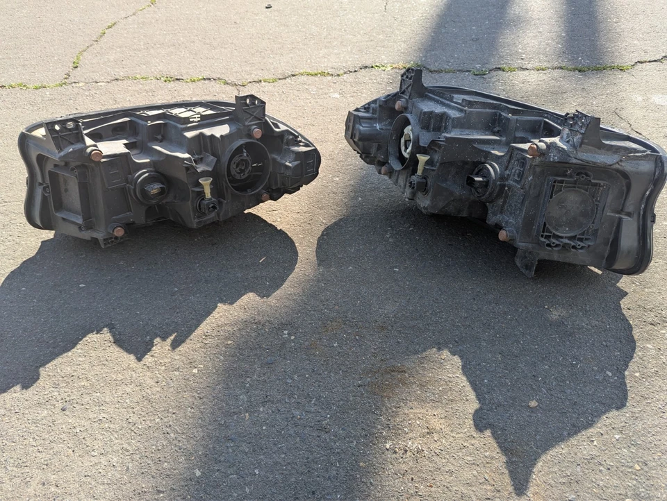 FARO CARGADOR DODGE L&R 2016 2017 2018 2019 2020 XENÓN LED OEM Foto 4 de 4