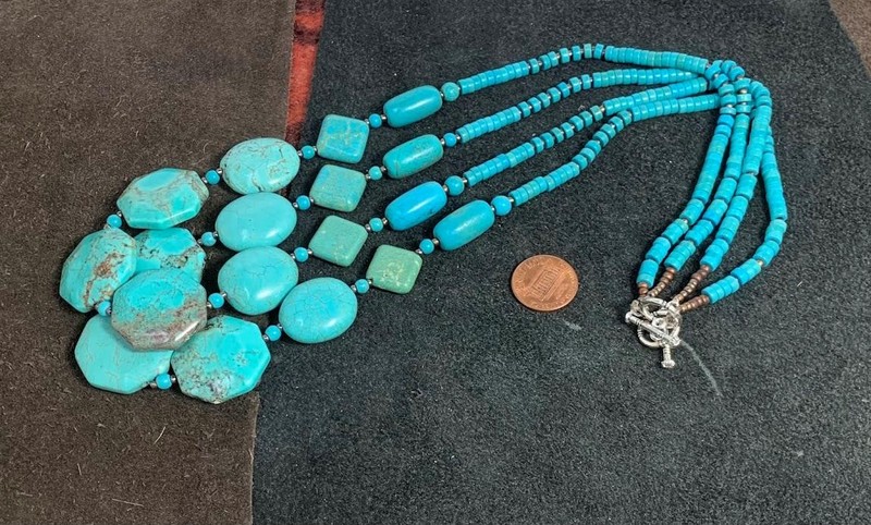2 fashion turquoise color Howlite gem necklace/$0.85 combined s/h (z204-w4)