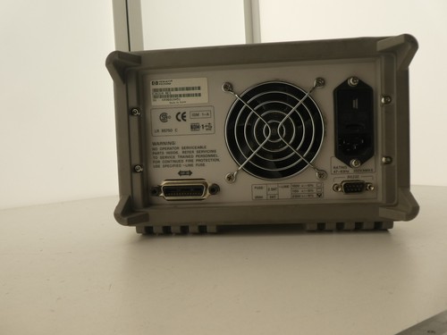 HP AGILENT E3631A / Netzgerät/ 0-6 V bei 5 A / 0 bei +- 25V bei 1 A (25-9-29-2) - Bild 7 von 8