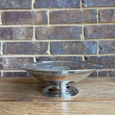 VTG Barker Brothers England Silver Plate Round Footed Reticulated Bowl Ornate