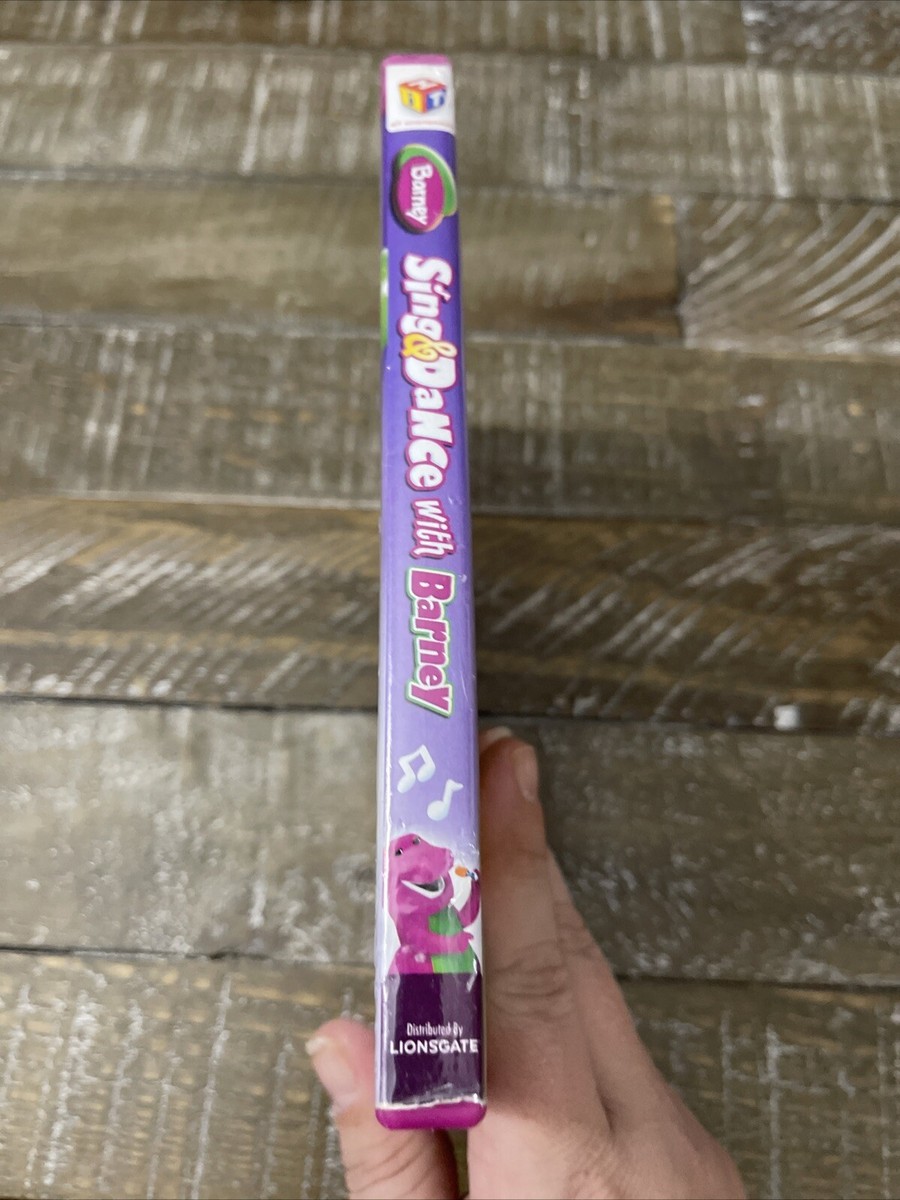 (未使用･未開封品)Sing &amp; Dance With Barney [DVD] s-l400.jpg