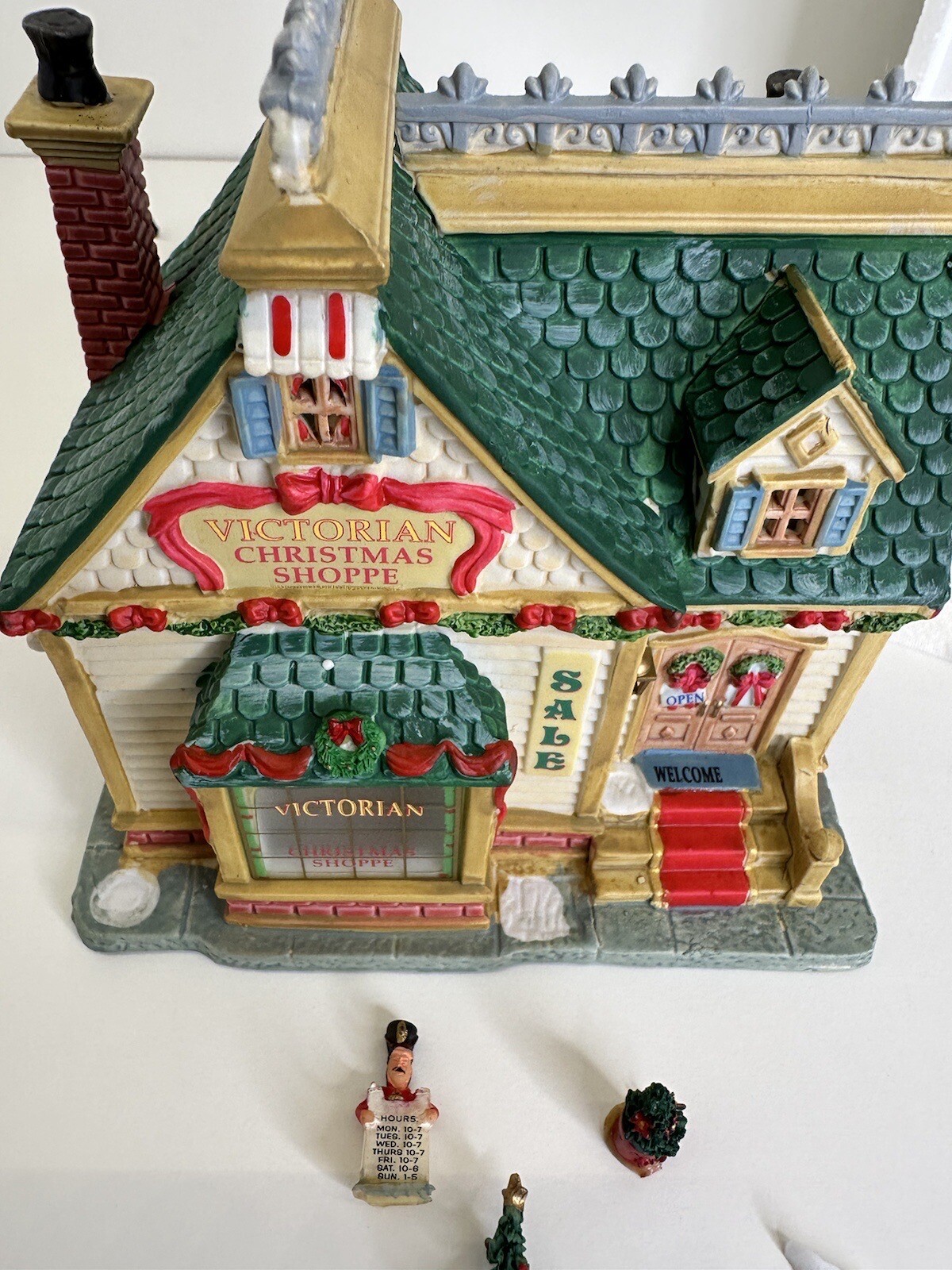 2008 LEMAX Victorian Christmas Shop Caddington VILLAGE COLLECTION READ
