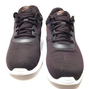 nike tanjun black metallic red bronze