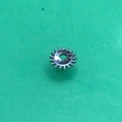 Enicar AR 410-412 Winding Pinion Original Watch Parts T583