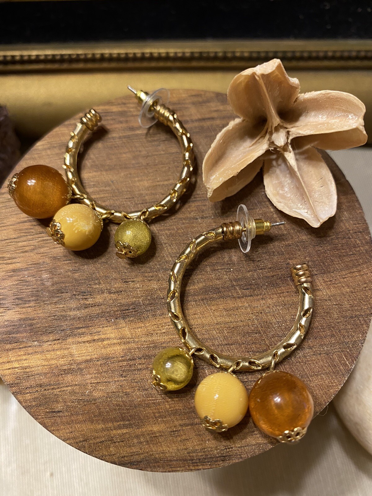 Hoop Earrings Gold with Glass Beads-image