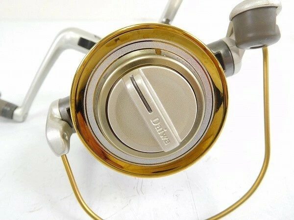 Daiwa Tournament Z 4000iT Spinning Reel/With Box/New Unused/japan Daiwa Tournament Z 4000iT Spinning Reel/With Box/New Unused/japan