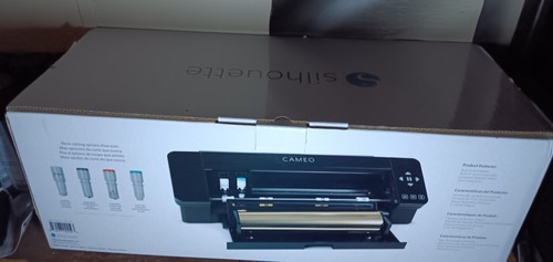 silhouette cameo 4 black new box opened never took out