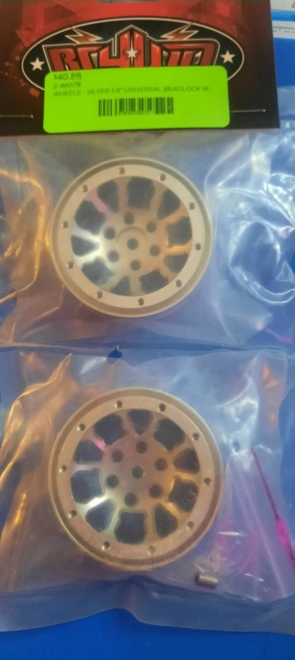 Z-W0179 RC4WD Silver 1.9 Universal Beadlock Wheel D2  ** TWO PACKS ** - Image 2 of 4