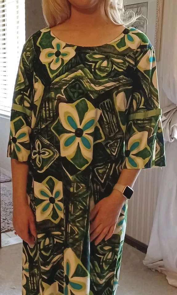 MALIHIMI Designer Hawaii MCM 1950s PAGODA CAFTAN DRESS Green Abstract Flowers - Image 3 of 4
