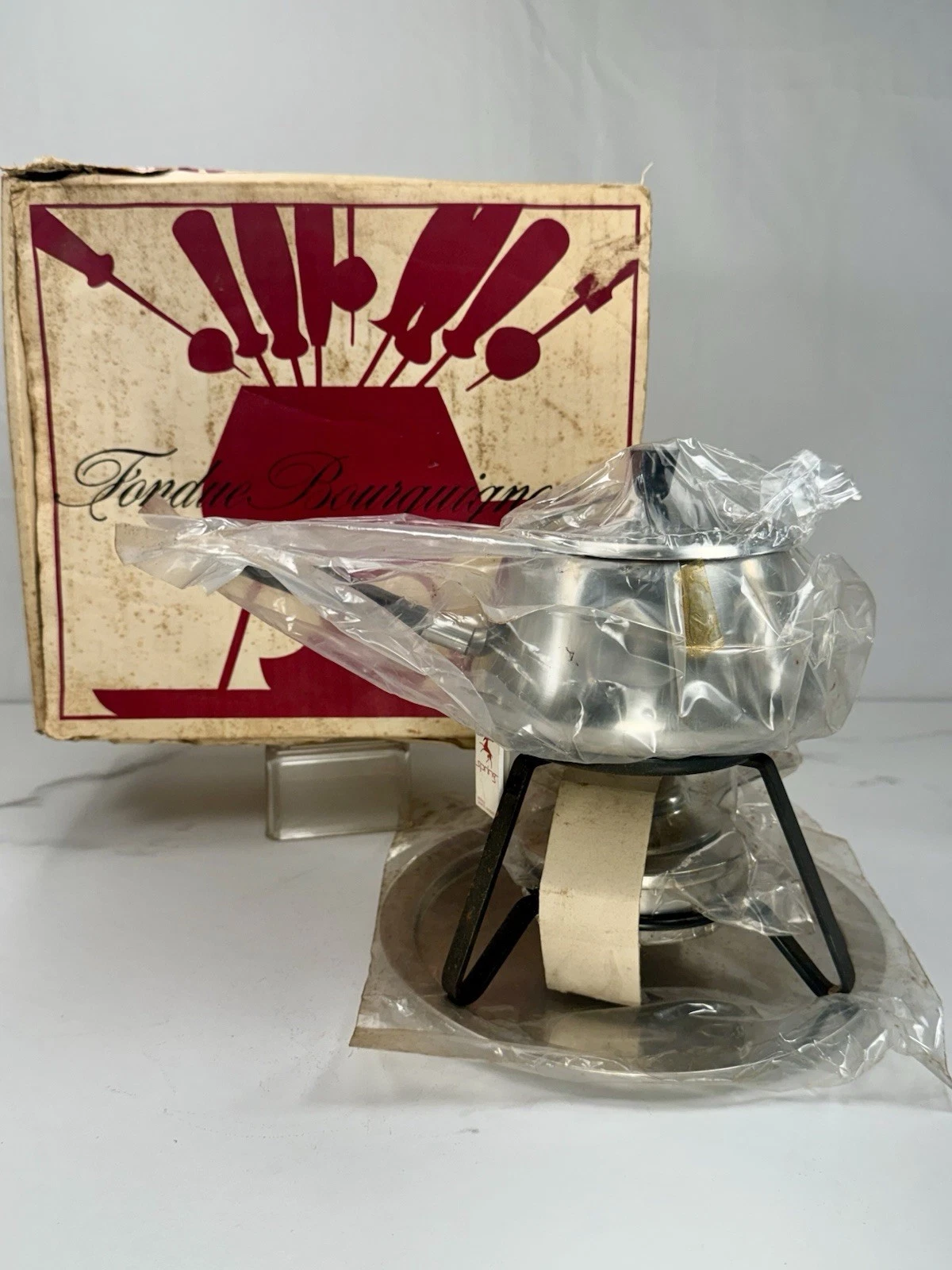 Vintage Spring Fondue Bourguignonne Set NOS Stainless Steel w Box Swiss
Opens in a new window or tab