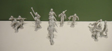 MARX - Gray - WWII German Army Men - 11 Figures / 5 Poses - Soldiers Infantry