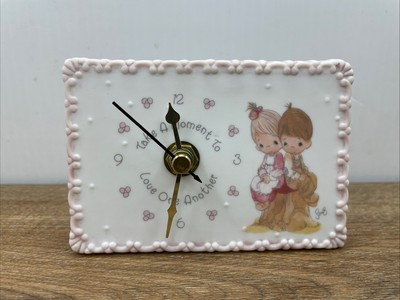 VTG 1995 Precious Moments Mini Desk Clock  Take A Moment To Love One Another 