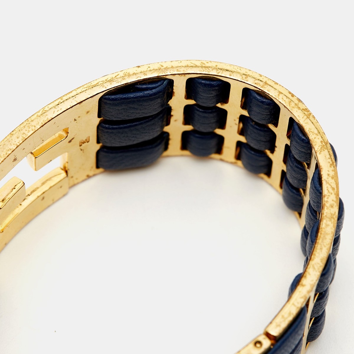 【送料&関税込】Gold l Fendigraphy Bracelet 8AK963AT9ZF1HJV_01?hash=