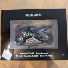 Mini Champs 1/18 Yamaha YZR-M1 2016 Lorenzo Model 1:18