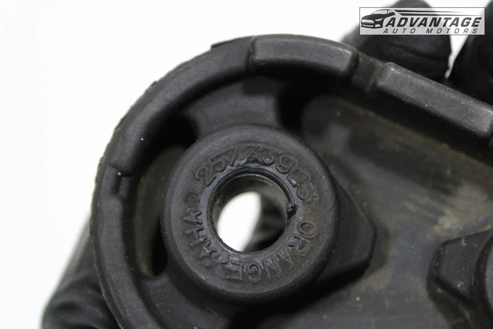 2016-24 雪佛兰 CAMARO 后部左或右绝缘支持衣架 原始设备制造商 — 第 4/4 张图片