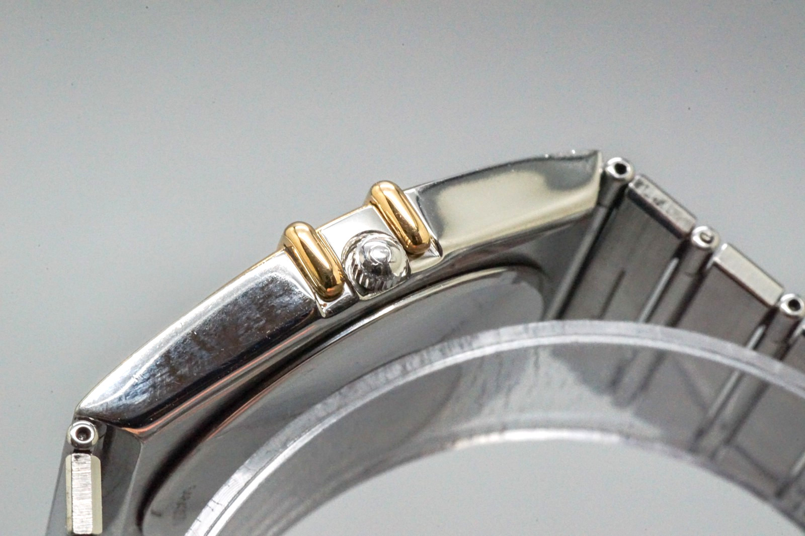 Vintage OMEGA Constellation 396.1070 Cal.1438 Quartz Men's Watch 33mm 18k Gold image 6