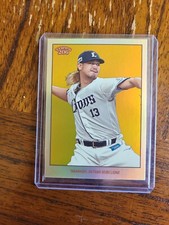 KONA TAKAHASHI 2023 TOPPS NPB 206 Image Variation SILVER Rainbow Foil /99