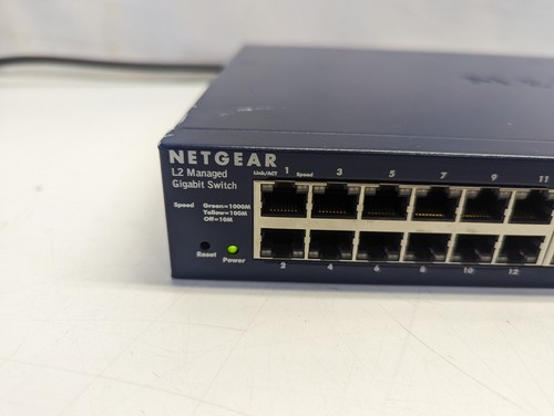 NetGear (GSM7248) ProSafe 48 Port Gigabit Ethernet L2 Managed Switch - Picture 2 of 6
