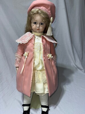 1993  mein liebling  doll hand signed by Donna Hilton K&R Simon Halbig Repro SEE