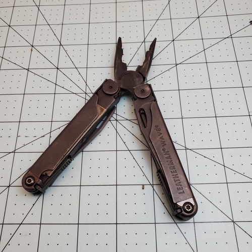 MULTIHERRAMIENTA LEATHERMAN WAVE 18 NEGRA MULTIHERRAMIENTAS CON ESTUCHE - Imagen 6 de 10