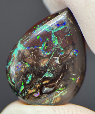  EXQUISITE / BOULDER KOROIT  OPAL / 10.40 CT / AAA COLLECTION LOT 24  