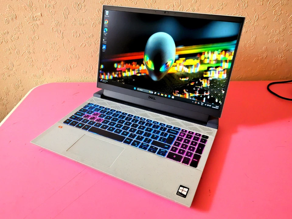 Dell Gaming Laptop 32GB RAM 2TB SSD NVIDIA GEFORCE RTX 3050 ( G15 Alienware ) - Image 2 of 4