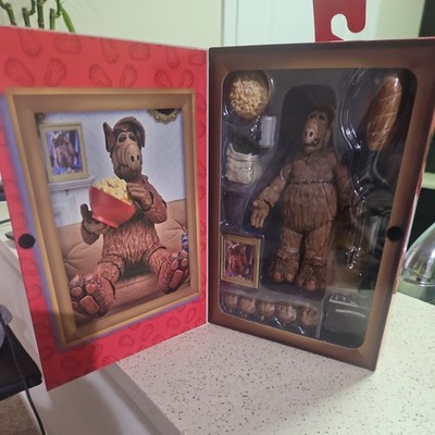 NECA Alf Ultimate 7 in Action Figure