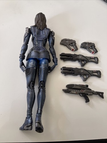 LOOSE Square-Enix Mass Effect 3: Play Arts Kai - Modellino Ashley Williams - Foto 5 di 5