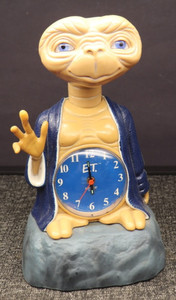 Vtg 1982 ET. Alien Animated Alarm Clock Universal Studios Clock & Alarm Works