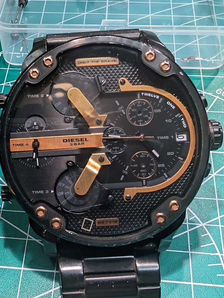 Mr Daddy 2.0 One Complete Watch Giving Hour And A Second Watch In Parts As Is - Image 3 of 4