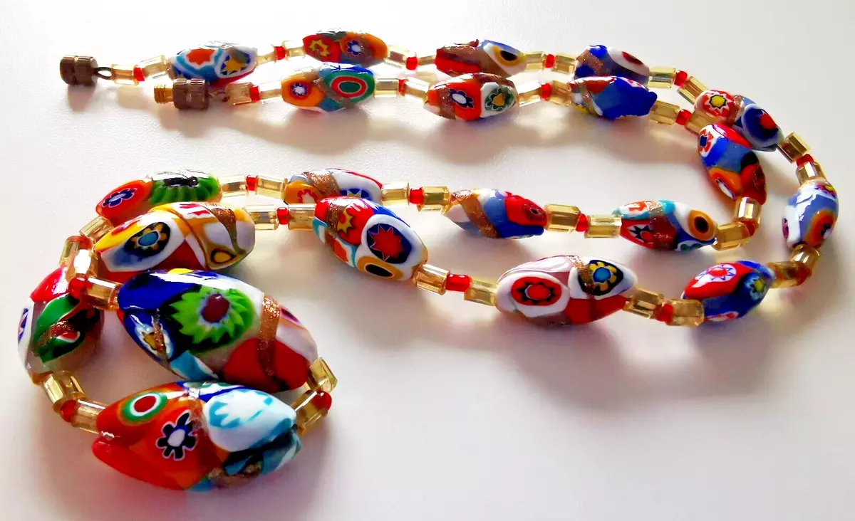 VINTAGE ITALIAN VENETIAN MURANO GLASS BEADS NECKLACE