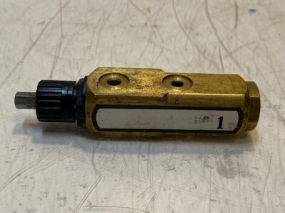 Master Pneumatics Line Lubricator Servo-Meter Valve 1 V 4'' L 9mm ID 6mm Shaft