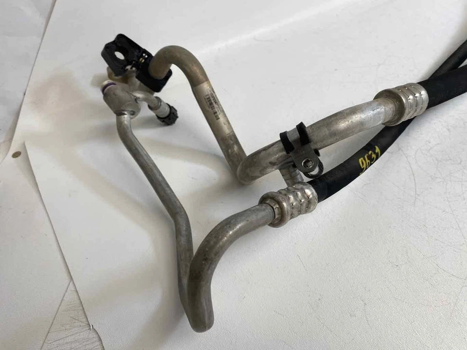 Juego de 2 mangueras de descarga de succión de CA de 3,0 l OE 6453924852103 para BMW 535I 2014-2016 Foto 4 de 4