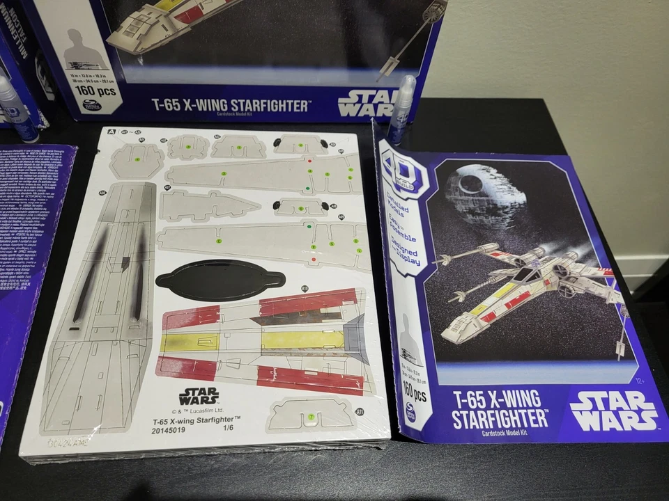 Rompecabezas Spinmaster Star Wars 4D Build X-Wing y Halcón Milenario Foto 4 de 4