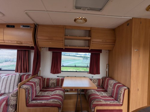 Swift Challenger 530 SE caravan - Picture 9 of 24