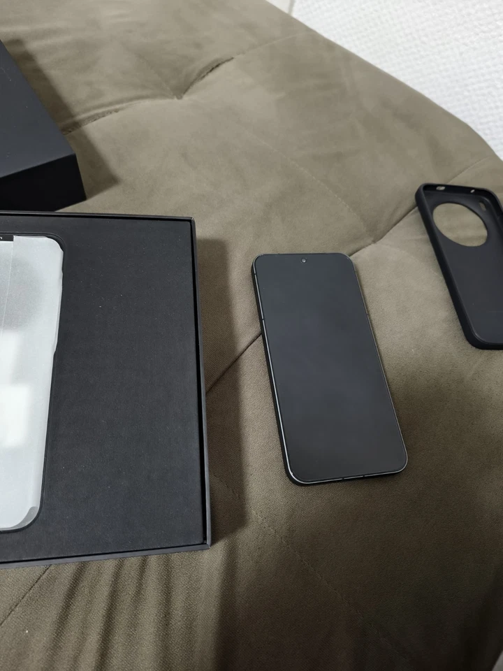 Vivo X300 12GB 256GB Schwarz EU - Bild 3 von 4