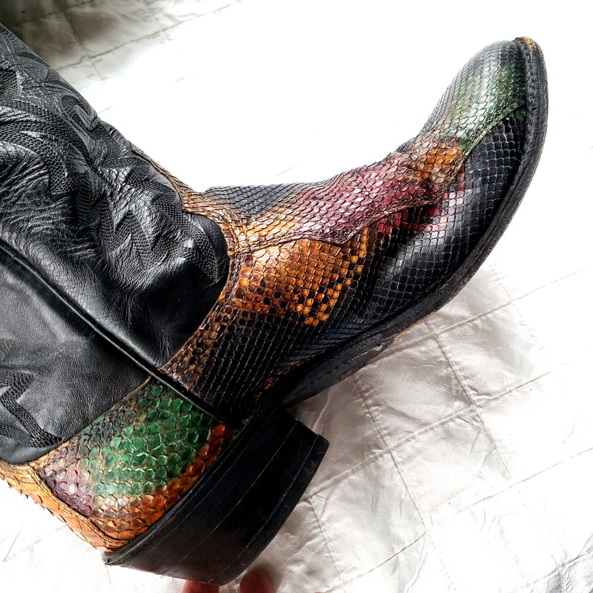 Vintage Dan Post Men’s Rainbow Python Snakeskin Cowboy Boot Size US 9.5 Dan Post Vintage Rainbow Python Snakeskin Western Cowboy  main image 2