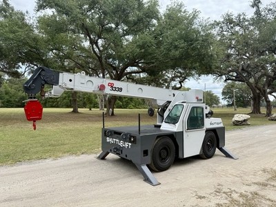 2011 SHUTTLELIFT CD3339 CARRY DECK CRANE - 18,000 LIFT CAP - ALL WHEEL STEER