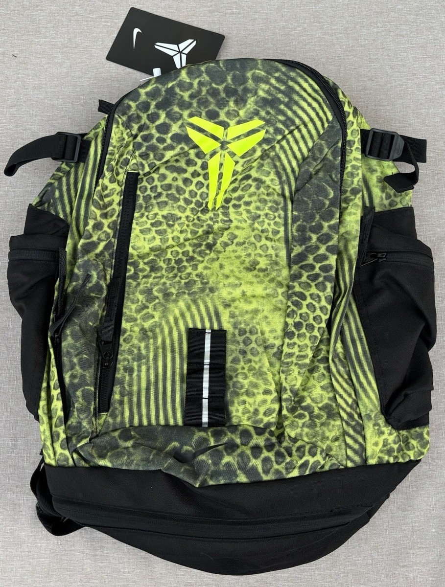 Nike Kobe バスケットボールリュック　マンバ柄 New Kobe Bryant Nike Mamba Backpack! Same Day Shipping