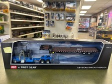 DCP 1/64 Peterbilt 389 Flat Top Landoll 440B-50CA Traveling Axle Trailer 60-2190