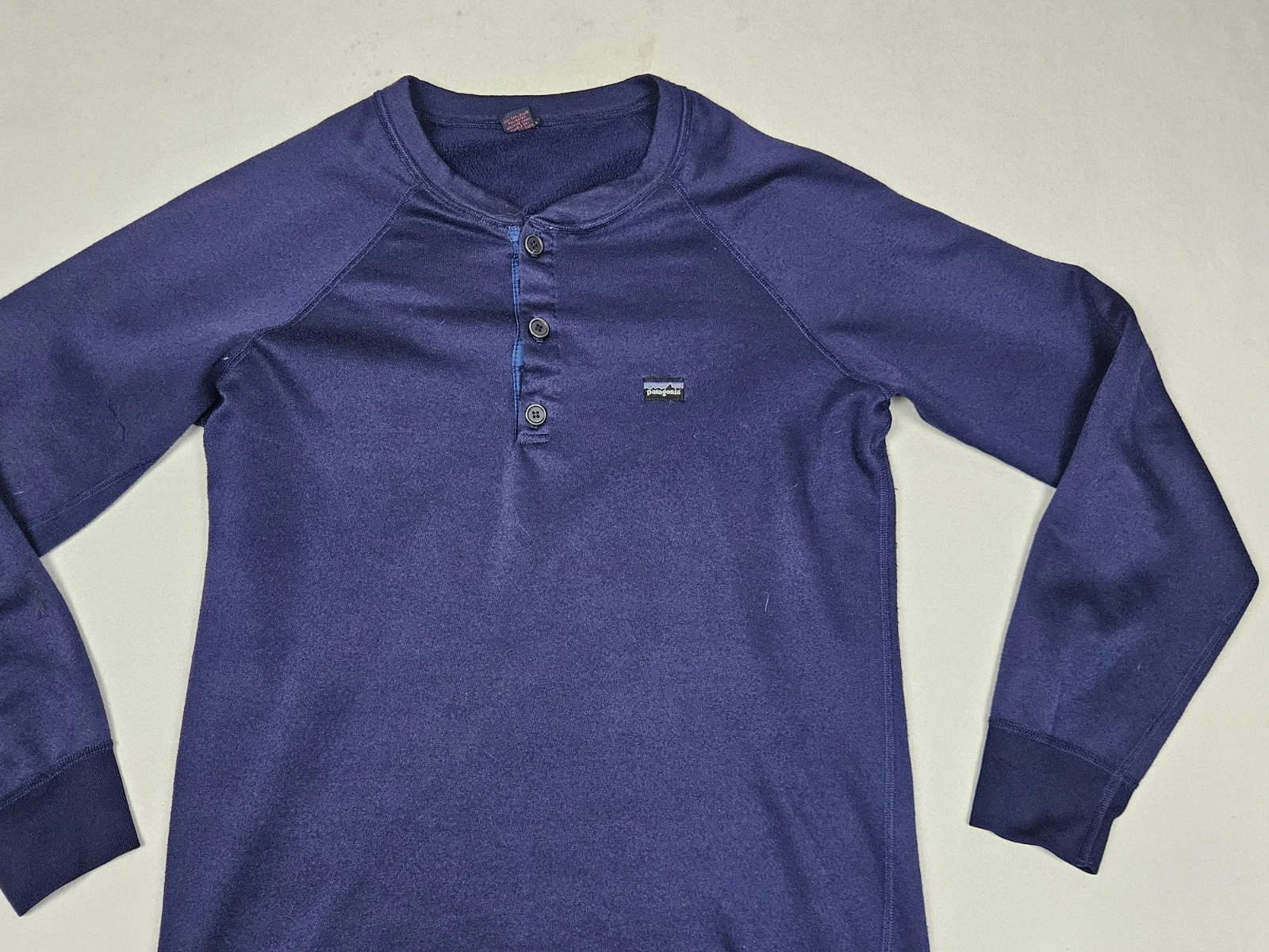 Patagonia Shirt Mens Medium Capilene Mid Weight Henley Base Layer Outdoor Blue