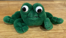 80  s Retro Rare Vintage R. Dakin WOOL Green Frog Stuffed Plush Animal 1986
