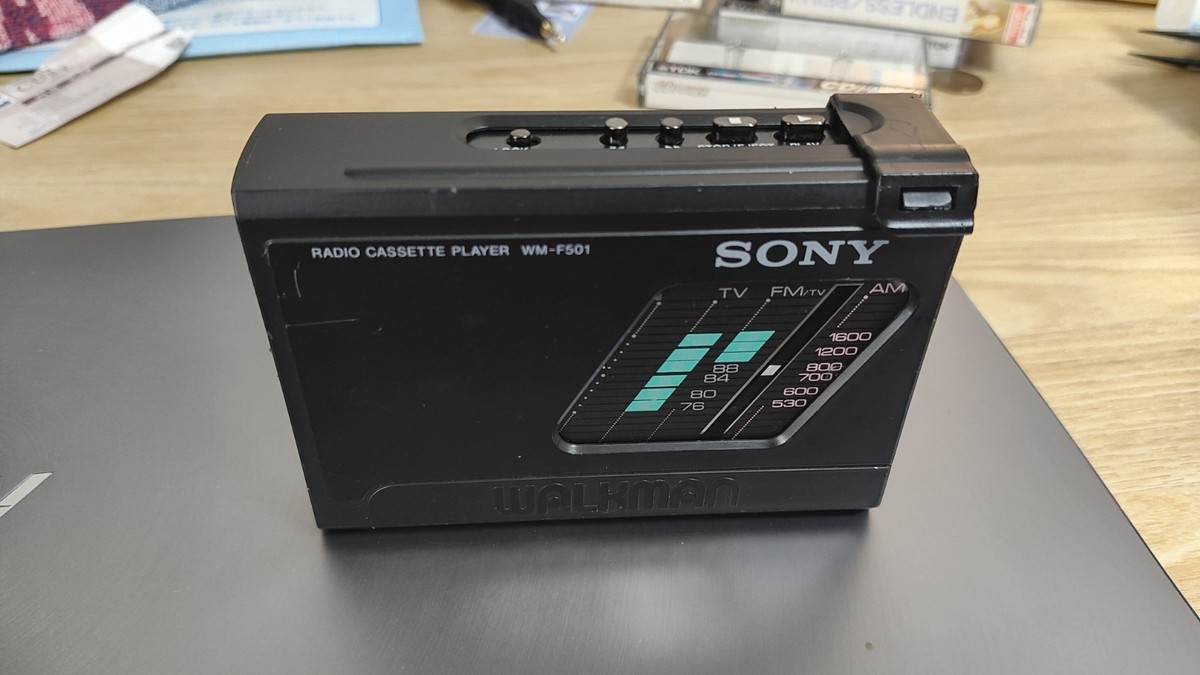 SONY カセットウォークマン　WM-F501 Sony WM-F501 ▷ Walkman.land