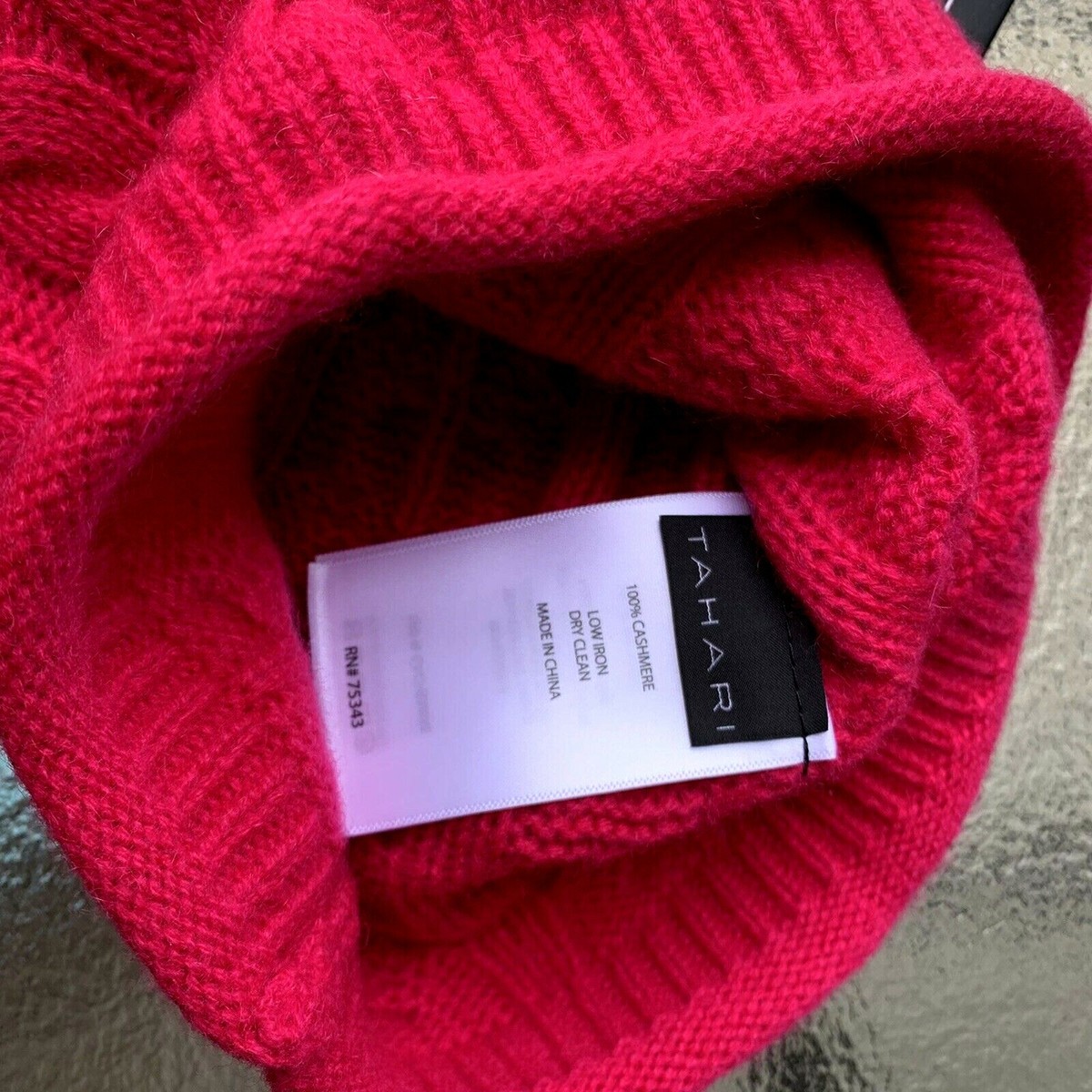 NWT TAHARI raspberry 100% cashmere Beanie hat | eBay display picture 3