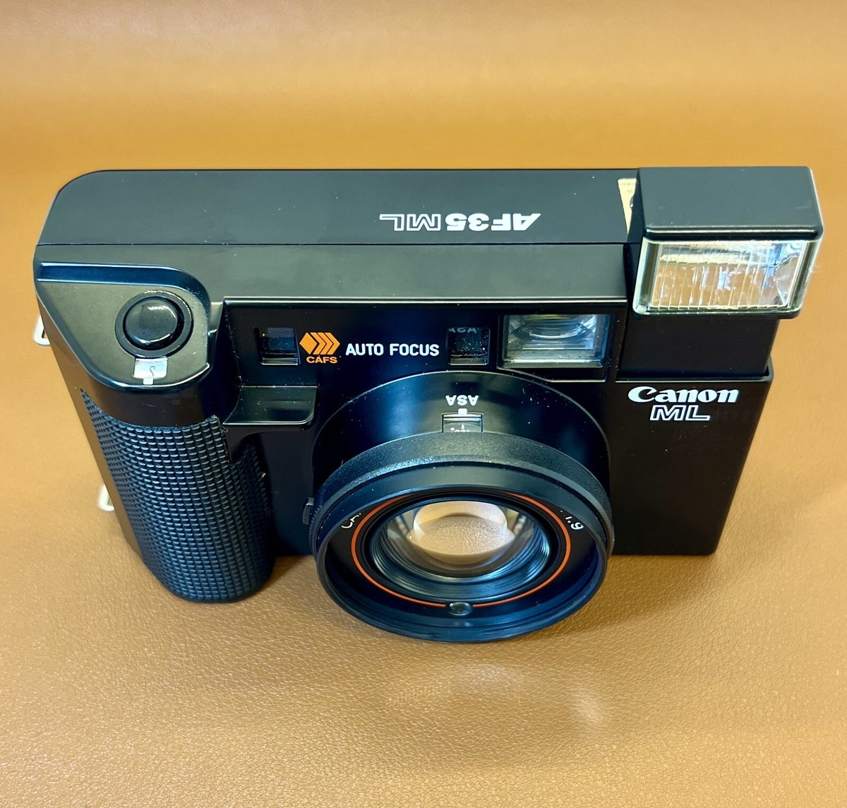 Canon AF35ML Autoboy Sure Shot point & shoot 35mm Film Camera From