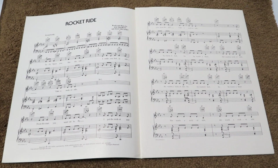 Partituras oficiales de Kiss Rocket Ride 1977 Aucoin - As Frehley Foto 3 de 4