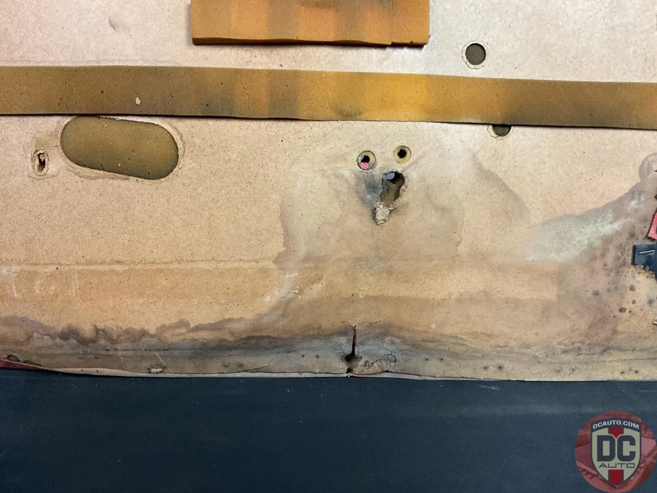 Panel de puerta de pasajero derecho Porsche 911 1974-1975 cuero sintético langosta 125448 Foto 4 de 4